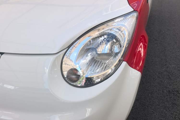 Used JAC Group iEV6E 2019 Upgraded Model iEV6E Luxury Smart Version Left Front Headlight