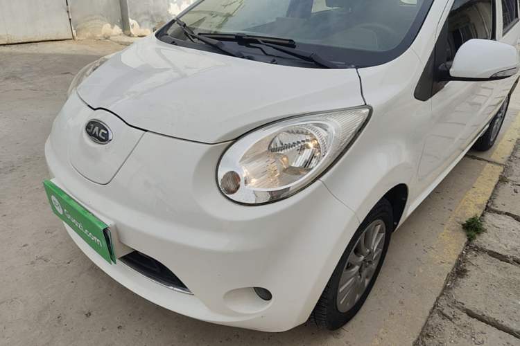 Used JAC Group iEV6E 2019 Upgraded iEV6E Luxury Smart Edition Deluxe Package Left Front Headlight