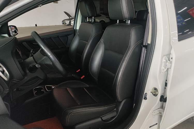 Used JAC Group iEV6E 2019 Sports Edition iEV6E Deluxe Smart Version with Premium Features Left Front Seat