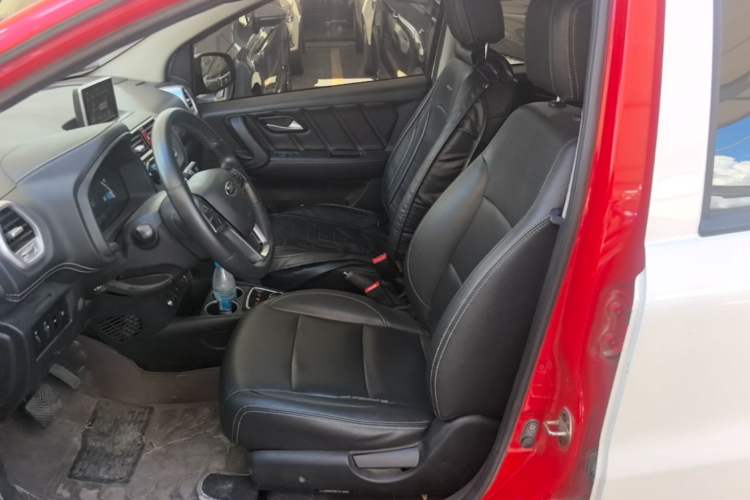 Used JAC Group iEV6E 2019 Upgraded Model iEV6E Luxury Smart Version Left Front Seat