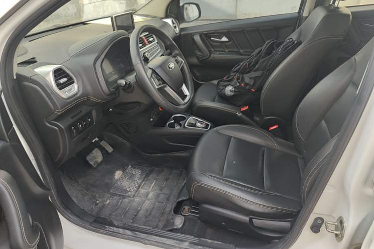 Used JAC Group iEV6E 2019 Upgraded iEV6E Luxury Smart Edition Deluxe Package Left Front Seat