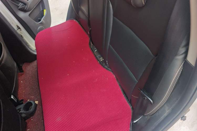Used JAC Group iEV6E 2019 Sports Edition iEV6E Deluxe Smart Version with Premium Features Left Rear Seat