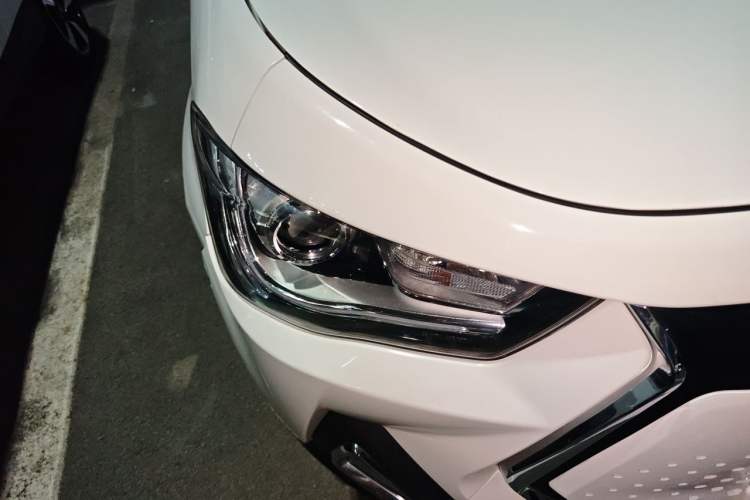 Used JAC Group iEV6E 2019 Sport Edition iEV6E Deluxe Smart Version Right Front Headlight