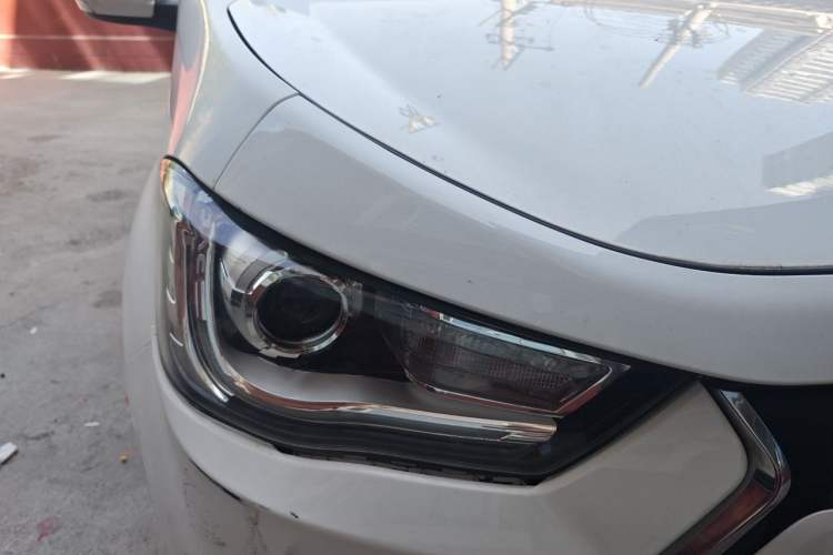 Used JAC Group iEV6E 2019 Sports Edition iEV6E Deluxe Smart Version with Premium Features Right Front Headlight