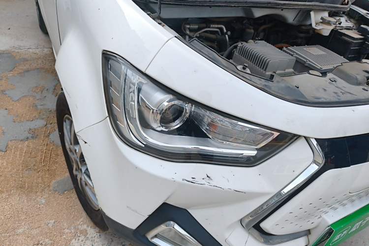Used JAC Group iEV6E 2019 iEV6E Sporty Edition Deluxe Version Right Front Headlight