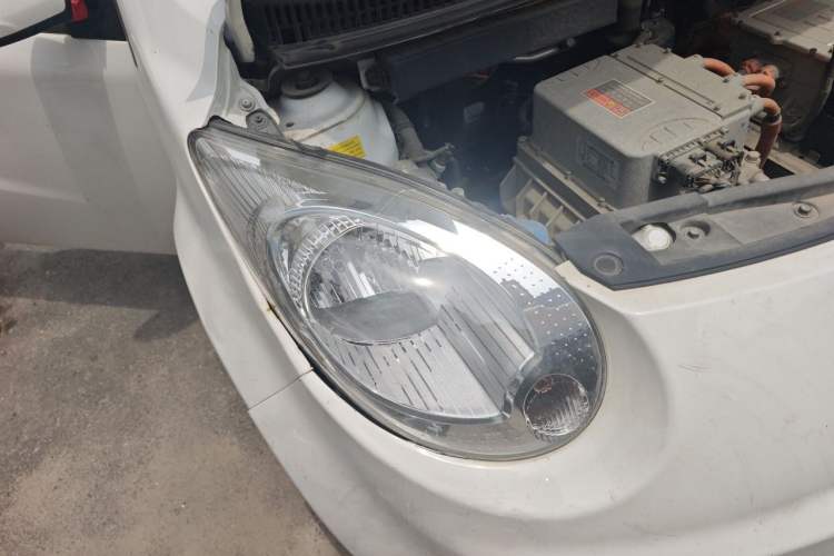 Used JAC Group iEV6E 2019 Upgraded iEV6E Luxury Deluxe Edition Right Front Headlight