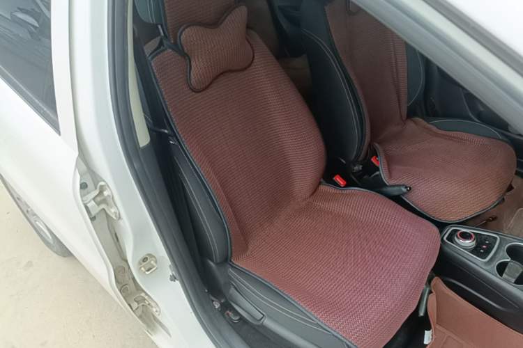 Used JAC Group iEV6E 2019 Upgraded iEV6E Luxury Model Right Front Seat