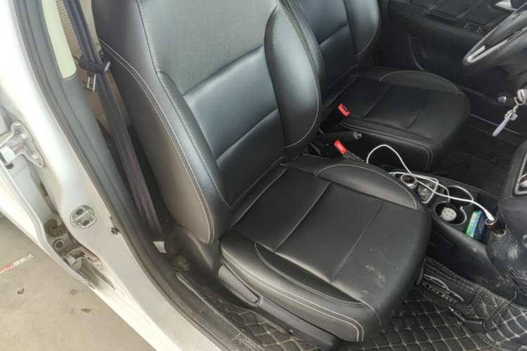 Used JAC Group iEV6E 2019 Sports Edition iEV6E Deluxe Smart Version with Premium Features Right Front Seat