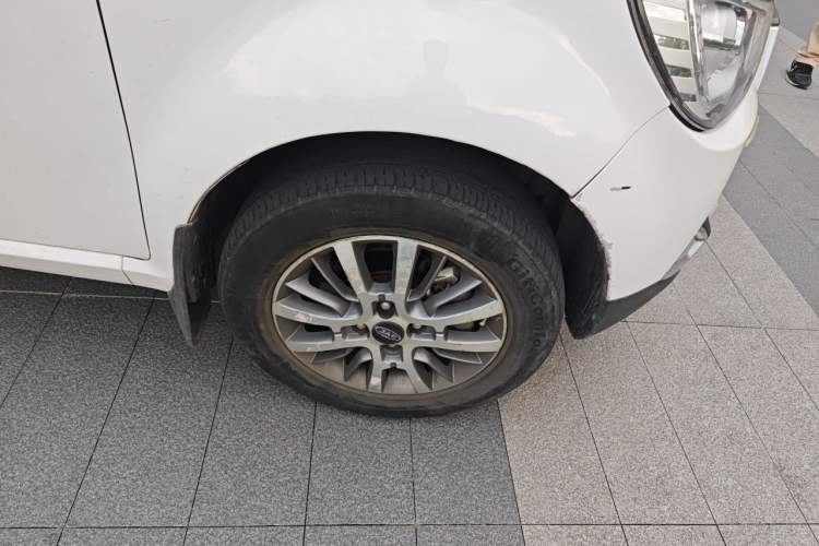 Used JAC Group iEV6E 2019 Sports Edition iEV6E Deluxe Smart Version with Premium Features Right Front Wheel Hub