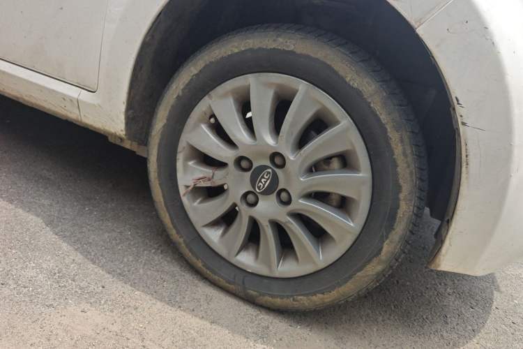 Used JAC Group iEV6E 2019 Upgraded iEV6E Luxury Deluxe Edition Right Front Wheel Hub