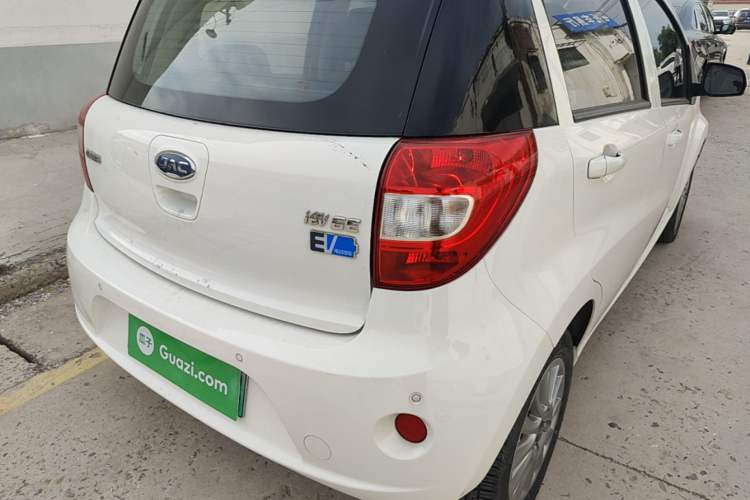 Used JAC Group iEV6E 2019 Upgraded iEV6E Luxury Smart Edition Deluxe Package Right Rear Taillight