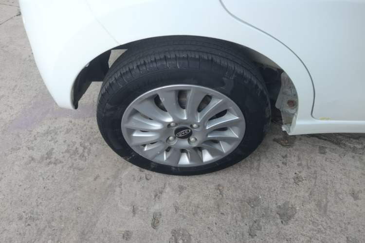 Used JAC Group iEV6E 2019 Upgraded iEV6E Luxury Model Right Rear Wheel Hub