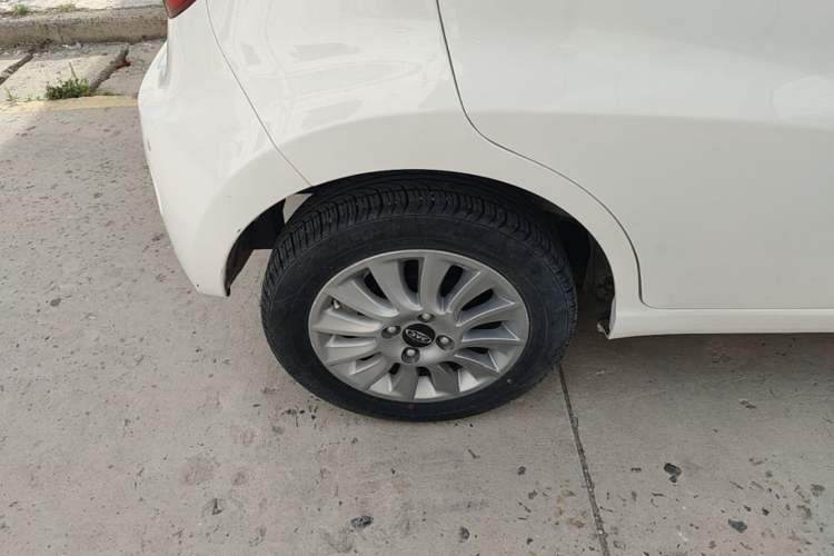Used JAC Group iEV6E 2019 Upgraded iEV6E Luxury Smart Edition Deluxe Package Right Rear Wheel Hub