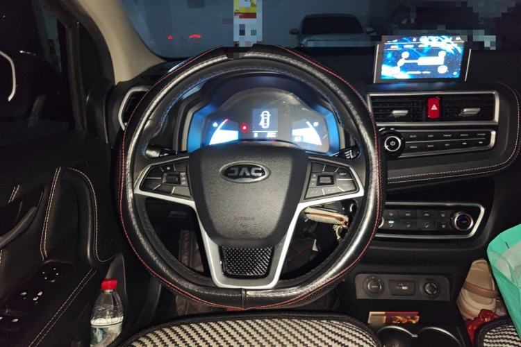 Used JAC Group iEV6E 2019 Sports Edition iEV6E Deluxe Smart Version with Premium Features Steering Wheel