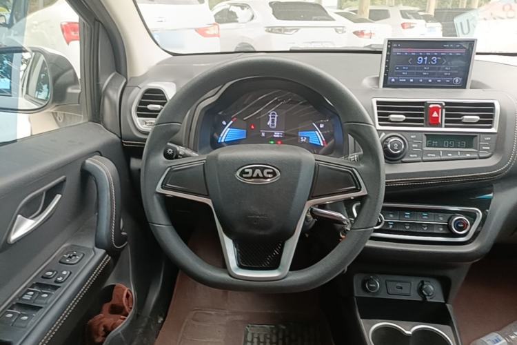 Used JAC Group iEV6E 2019 Upgraded iEV6E Luxury Model Steering Wheel