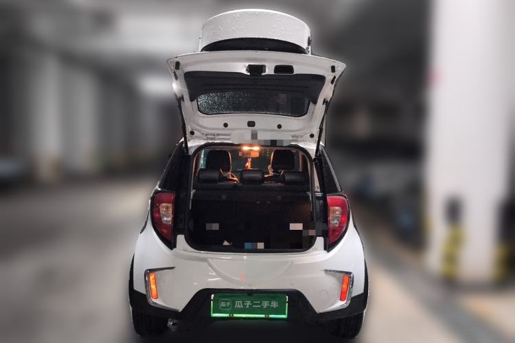 Used JAC Group iEV6E 2019 Sport Edition iEV6E Deluxe Smart Version Trunk