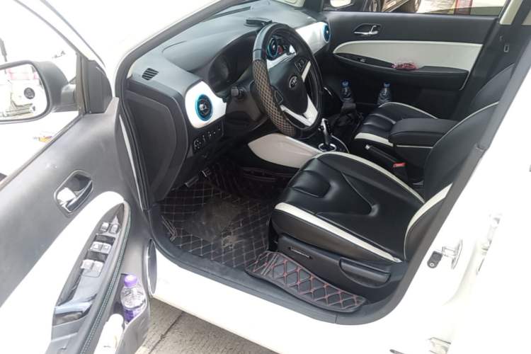 Used JAC Group iEV7 2019 iEV7L Luxury Smart Model Left Front Seat