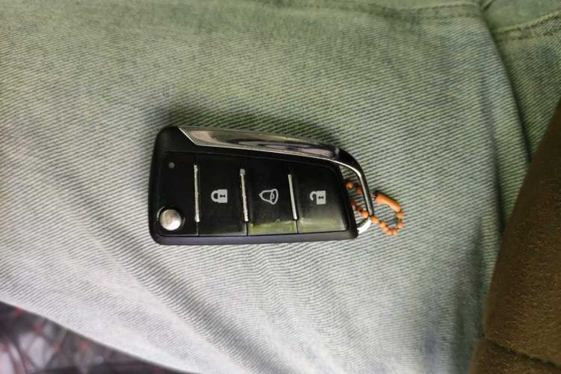 Used JAC Group iEV7 2019 iEV7L Luxury Smart Model Vehicle Key