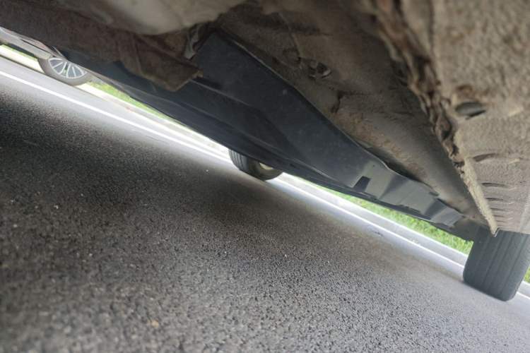Used JAC Group iEV7S 2017 ZhiZun Model Chassis Front Left