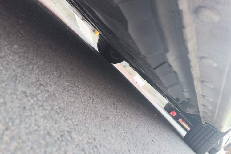 Used JAC Group iEV7S 2017 ZhiZun Model Chassis Rear Right