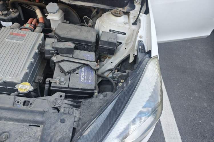 Used JAC Group iEV7S 2017 ZhiZun Model Engine Bay Left
