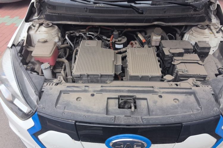 Used JAC Group iEV7S 2017 ZhiZun Model Engine Bay Right