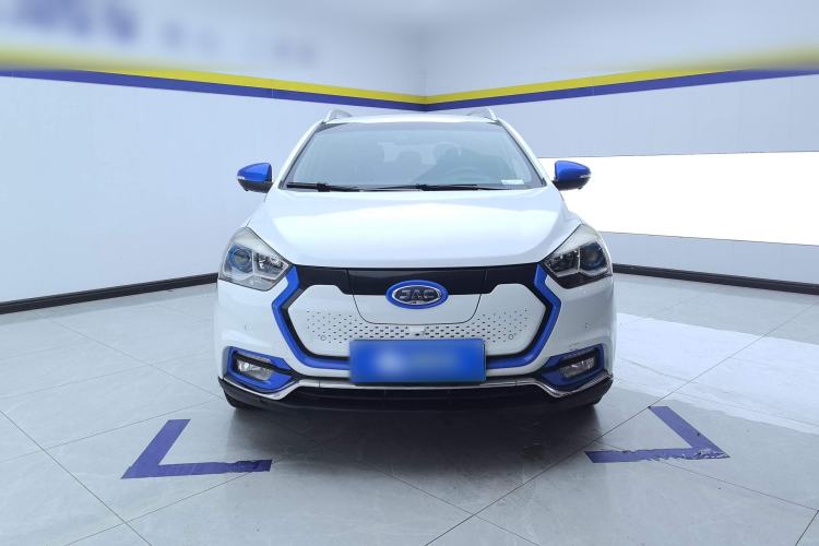 Used JAC Group iEV7S 2017 ZhiZun Model Front