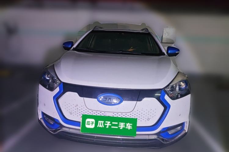 Used JAC Group iEV7S 2017 ZhiZun Model Front