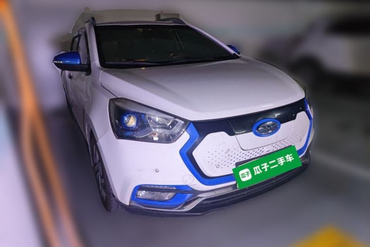 Used JAC Group iEV7S 2017 ZhiZun Model Front Right 45 Deg