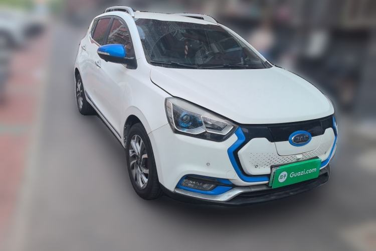 Used JAC Group iEV7S 2017 ZhiZun Model Front Right 45 Deg