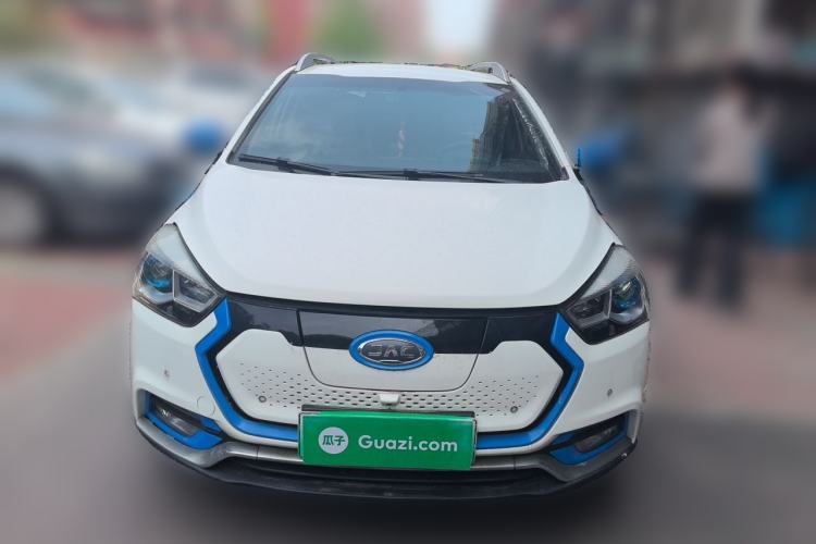 Used JAC Group iEV7S 2017 ZhiZun Model Front