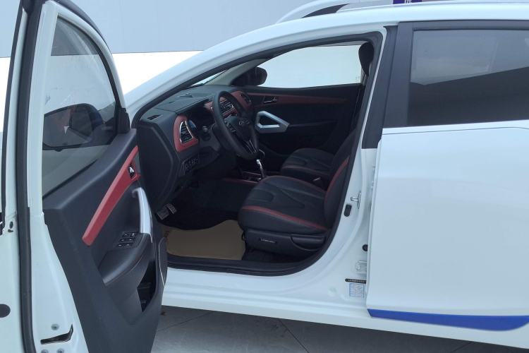 Used JAC Group iEV7S 2017 ZhiZun Model Left Front Seat