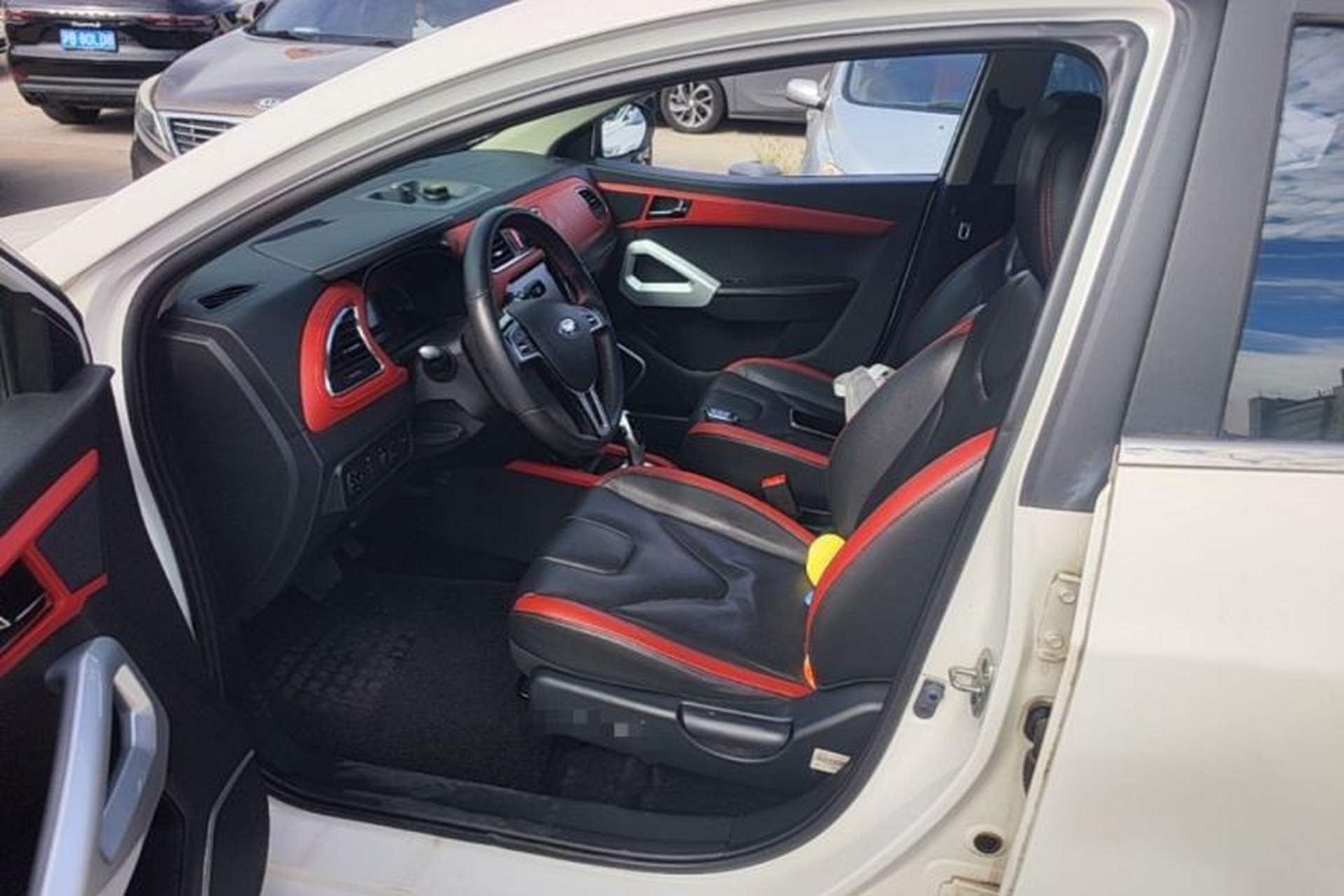 Used JAC Group iEV7S 2017 ZhiZun Model Left Front Seat
