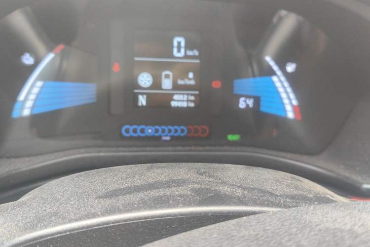 Used JAC Group iEV7S 2017 ZhiZun Model Odometer Close Up