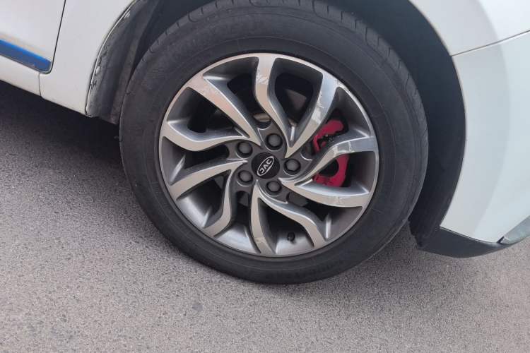 Used JAC Group iEV7S 2017 ZhiZun Model Right Front Wheel Hub