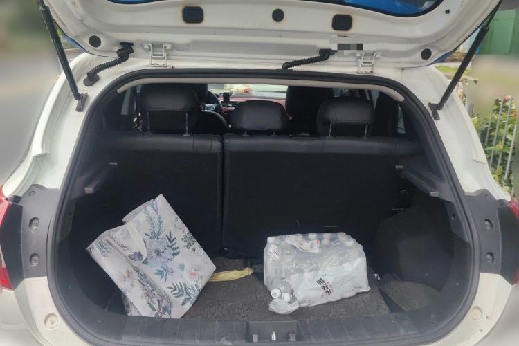 Used JAC Group iEV7S 2017 ZhiZun Model Trunk
