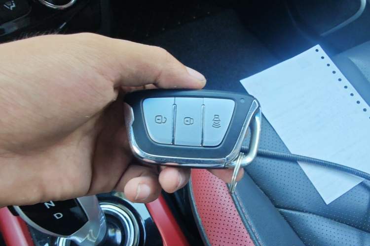 Used JAC Group iEV7S 2017 ZhiZun Model Vehicle Key
