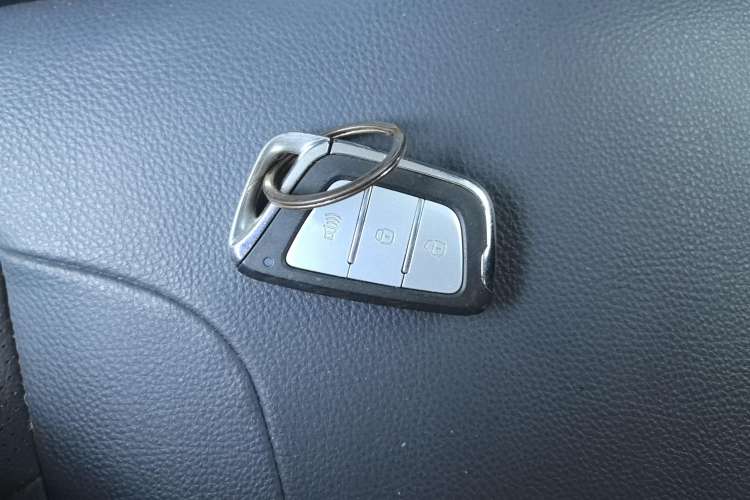 Used JAC Group iEV7S 2017 ZhiZun Model Vehicle Key