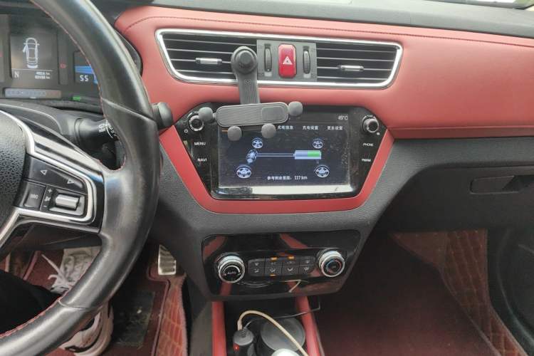 Used JAC Group iEV7S 2018 Smart Enjoyment Model Audio And AC Panel