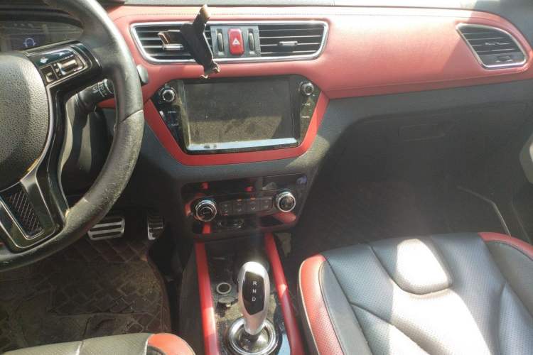 Used JAC Group iEV7S 2018 Smart Enjoyment Model Audio And AC Panel