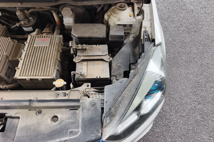 Used JAC Group iEV7S 2018 Smart Enjoyment Model Engine Bay Left