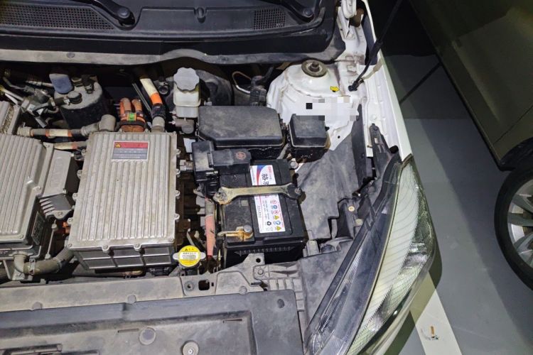 Used JAC Group iEV7S 2018 Smart Enjoyment Model Engine Bay Left