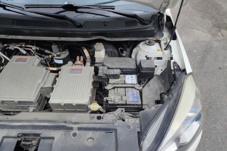 Used JAC Group iEV7S 2018 Smart Enjoyment Model Engine Bay Left