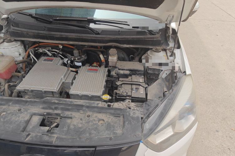 Used JAC Group iEV7S 2018 Smart Enjoyment Model Engine Bay Left