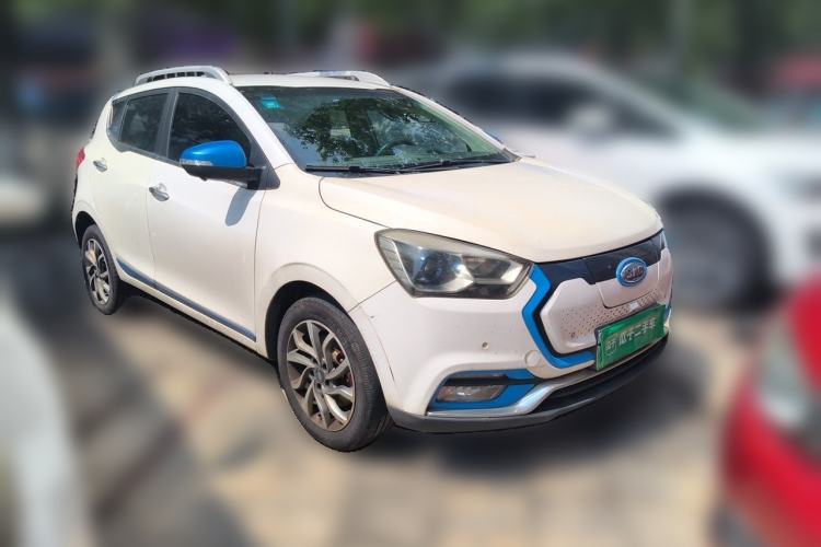 Used JAC Group iEV7S 2018 Smart Enjoyment Model Front Right 45 Deg