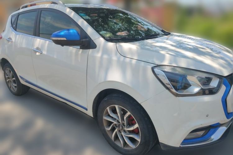 Used JAC Group iEV7S 2018 Smart Enjoyment Model Front Right 45 Deg