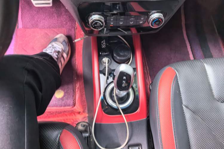 Used JAC Group iEV7S 2018 Smart Enjoyment Model Gear Lever