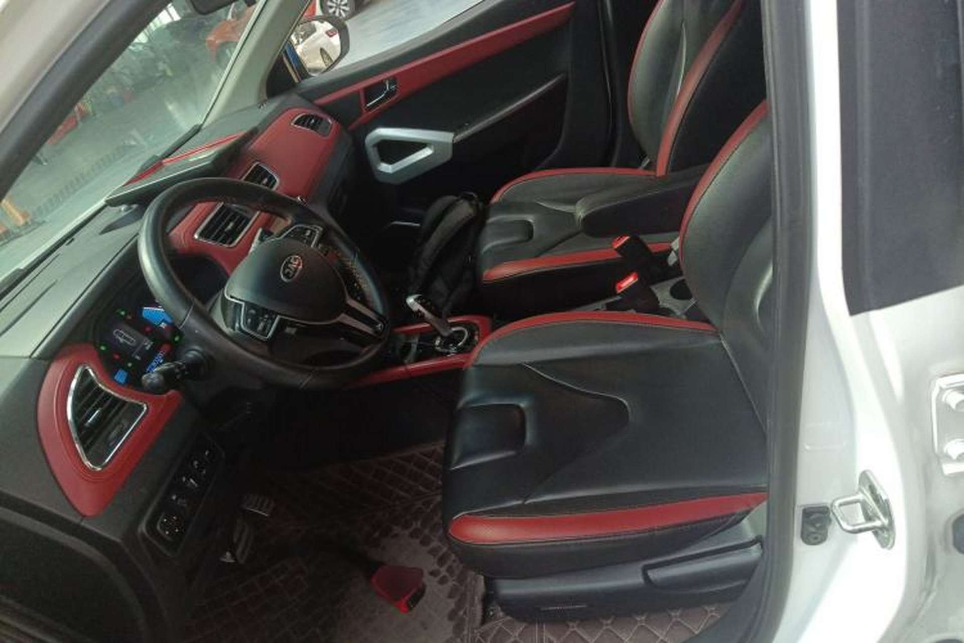 Used JAC Group iEV7S 2018 Smart Enjoyment Model Left Front Seat