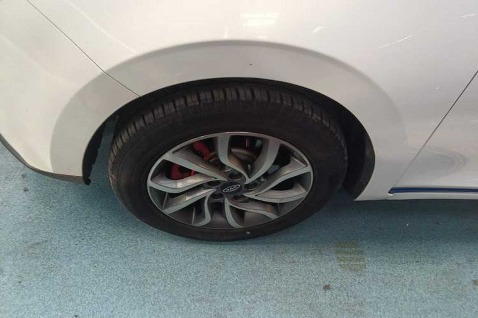 Used JAC Group iEV7S 2018 Smart Enjoyment Model Left Front Wheel Hub
