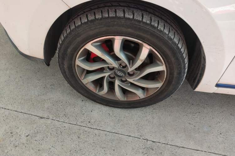 Used JAC Group iEV7S 2018 Smart Enjoyment Model Left Front Wheel Hub